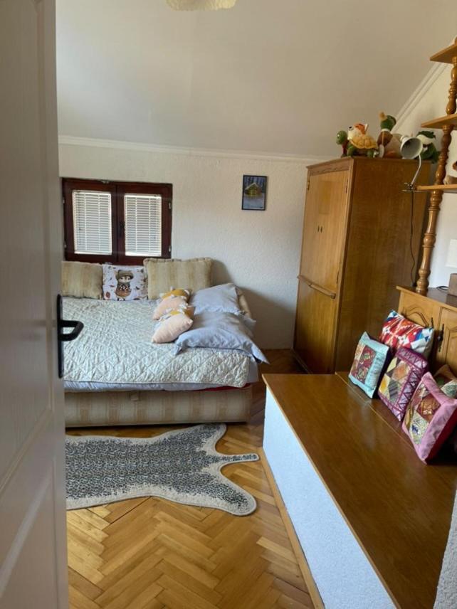 Bed and Breakfast Visitor Yard Plav Esterno foto